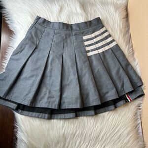 La Chapelle Pleated Mini Skirt Size Medium